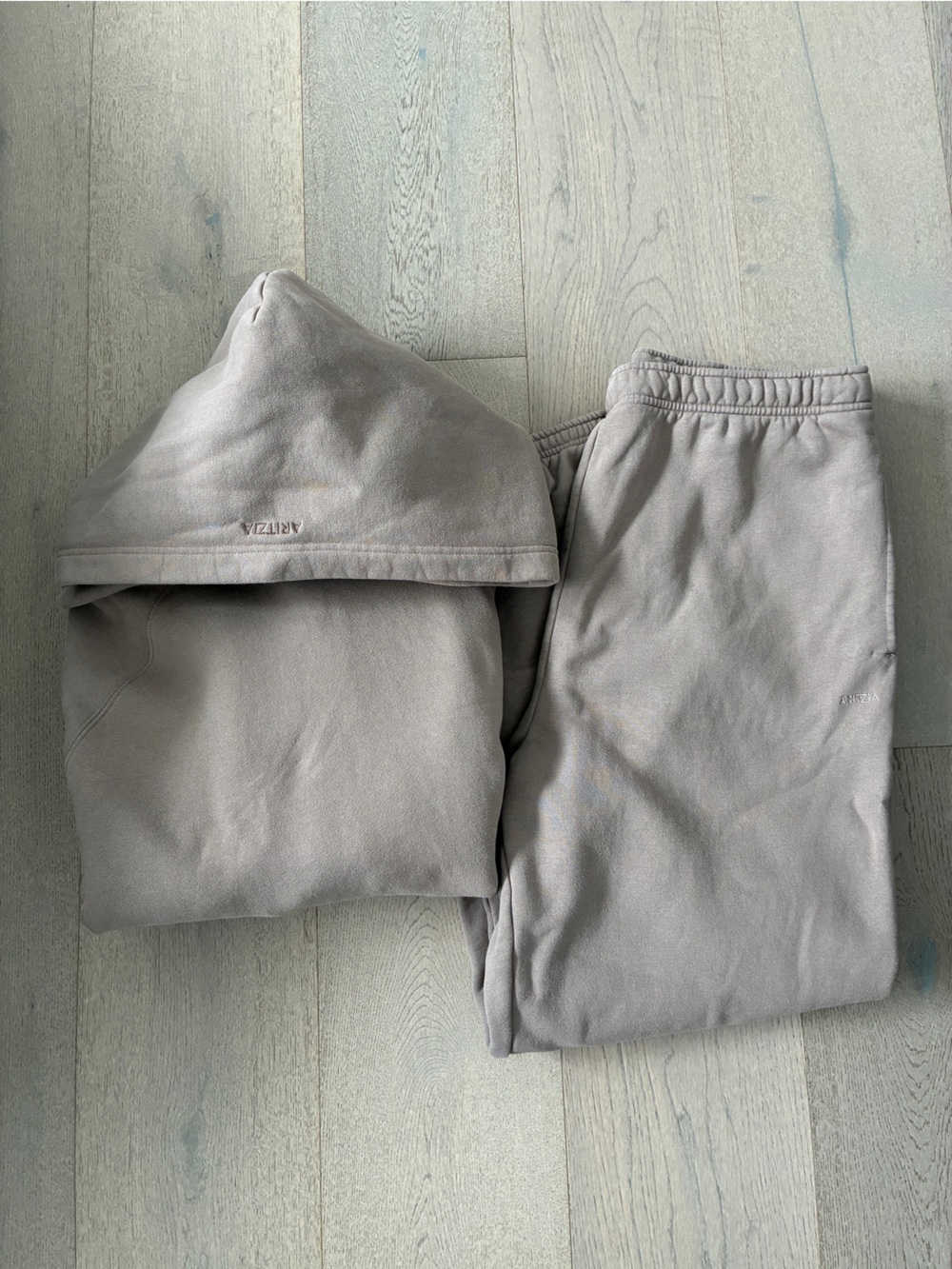 Aritzia - Taupe Hoodie & Sweatpant Set